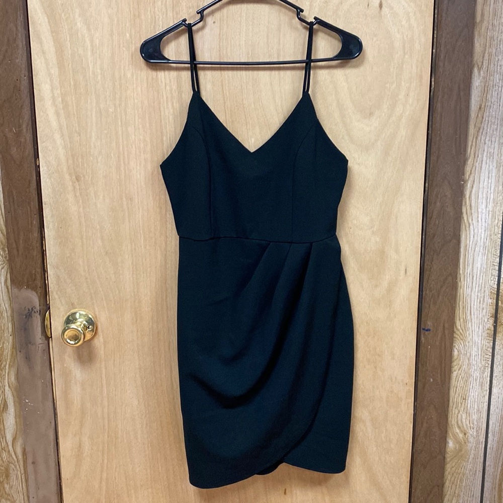 Lulus black dress